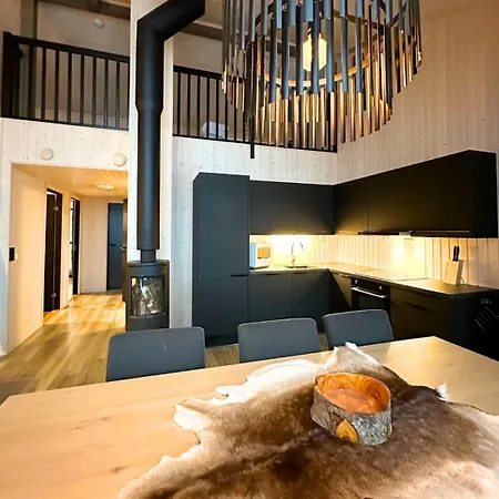 Skaidi Luxury - Heart Of The Arctic Hammerfest